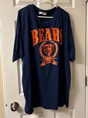 Chicago Bears and Chicago Bulls - men’s 4xl shirts
